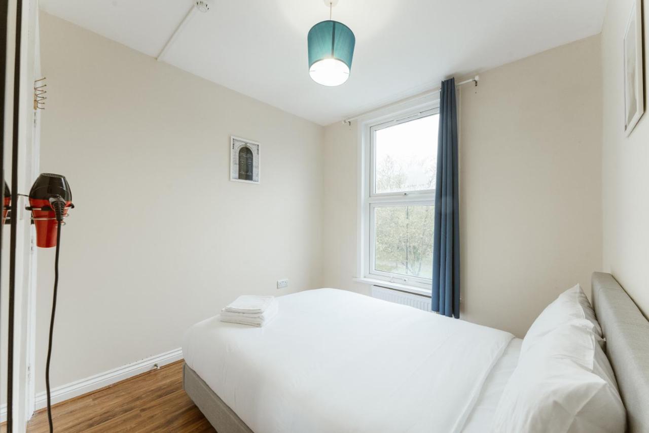 Mile End Rooms 57A Londra Exterior foto