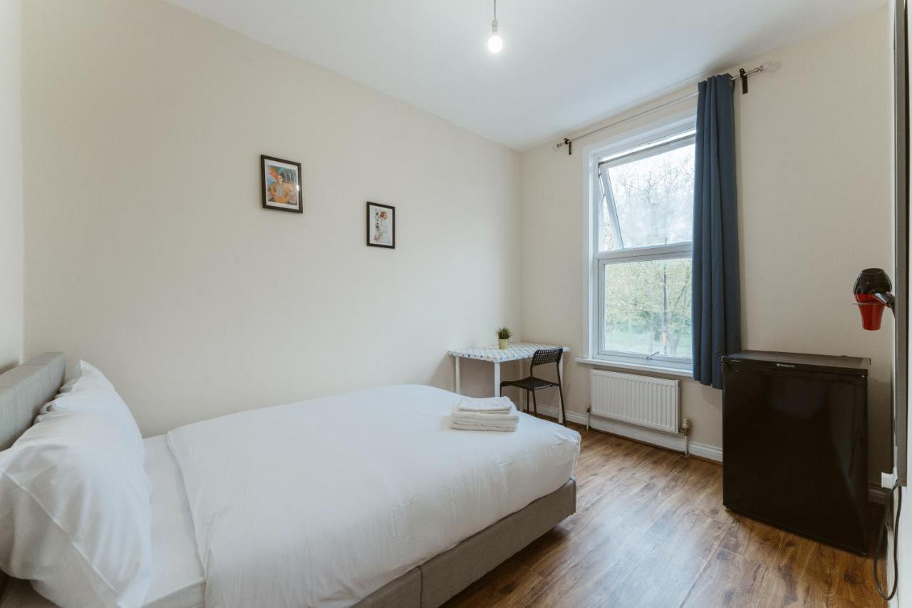 Mile End Rooms 57A Londra Exterior foto
