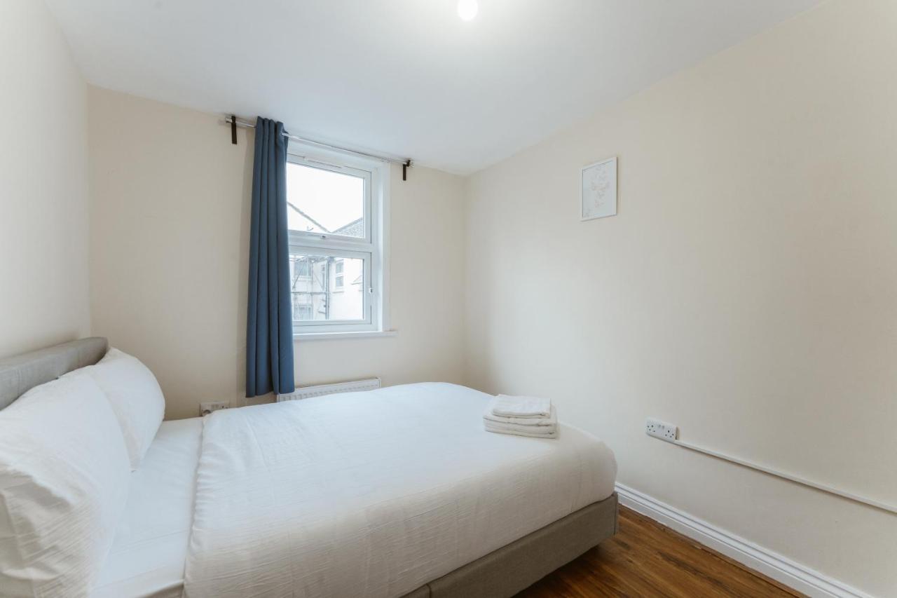 Mile End Rooms 57A Londra Exterior foto
